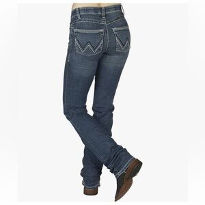 Wrangler Ladies Ultimate Riding Willow Mid-Rise Boot Cut 9 x 36 Jeans (WRW60DS)